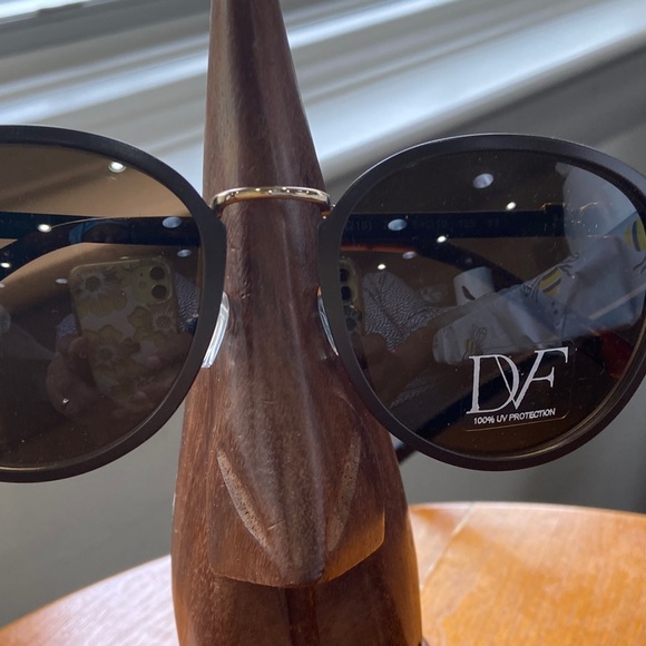 NWT Diane Von Furstenberg sunglasses metal - Picture 9 of 15
